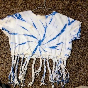 This is a small crop top with one or two stain (not very noticeable)